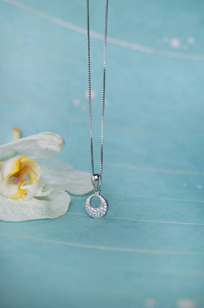 Little Circle Aura Sterling Silver Pendant With Chain : MZSPC542D1286