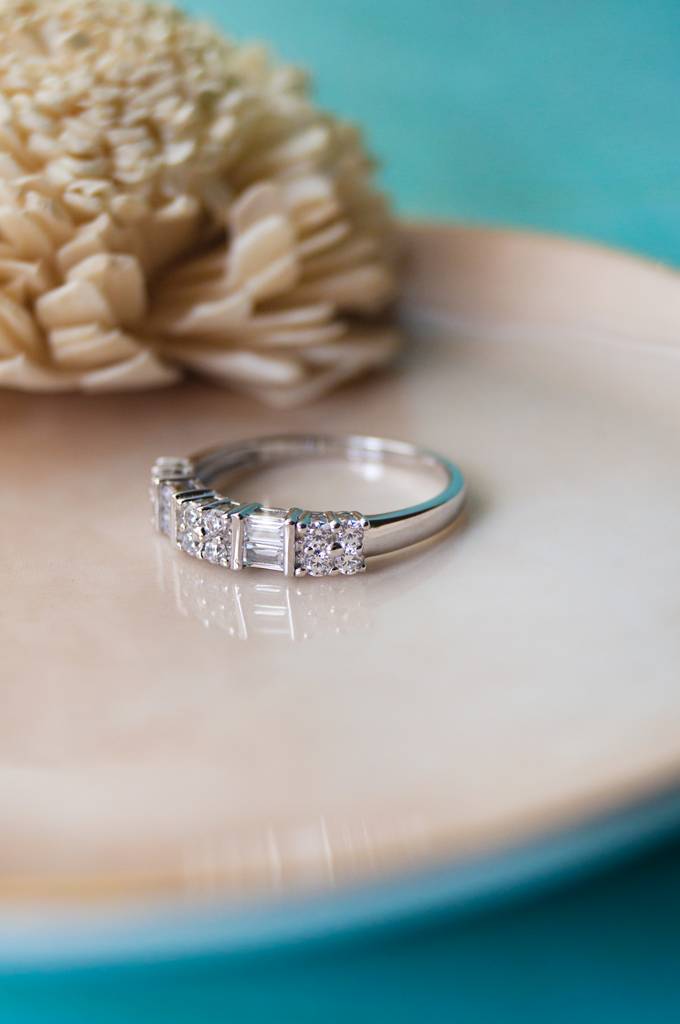 Bold And Beautiful Sterling Silver Band Ring : MZSRB325D693