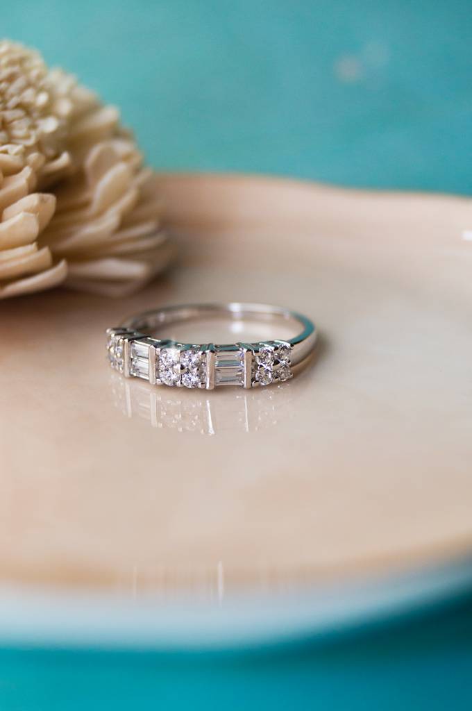 Bold And Beautiful Sterling Silver Band Ring : MZSRB325D694