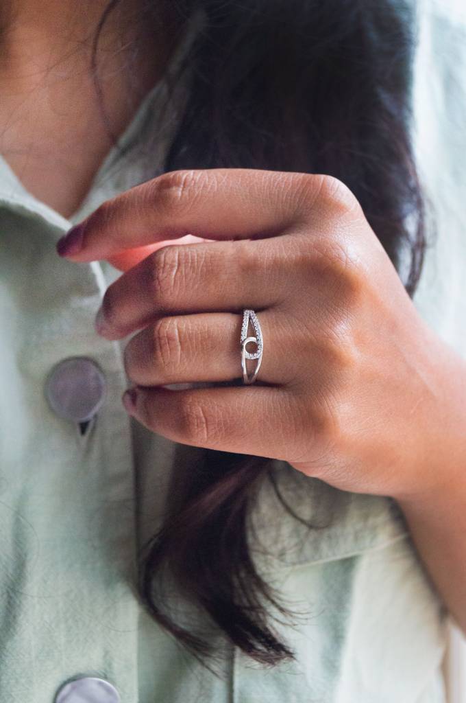 Linked With A Loop Sterling Silver Ring : MZSRC378D836