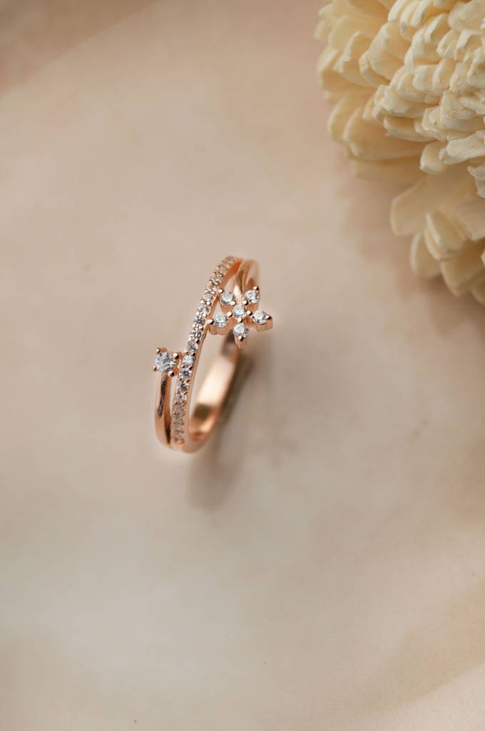 Floral Bloom Sterling Silver Ring : MZSRC394D881