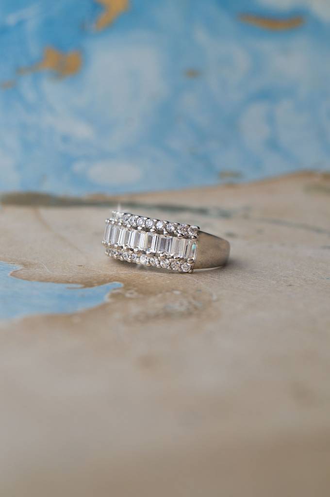 Glamorous Statement Sterling Silver Band Ring : MZSRC415D959