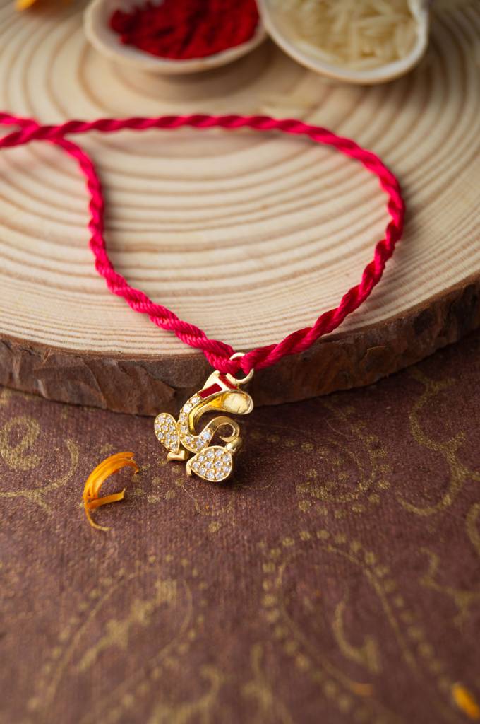 Mannash Divine Ganesha Gold Plated Sterling Silver Charm Rakhi : MZYCR672D1616