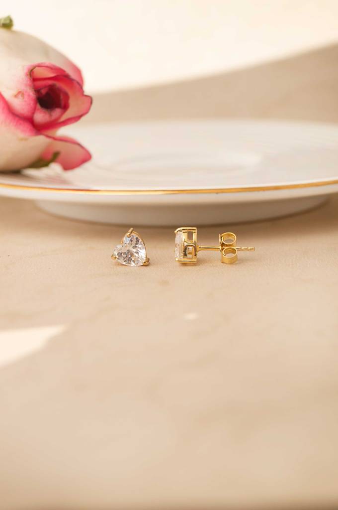Lovable Heart Solitaire Gold Plated Sterling Silver Stud Earrings : MZYES592D2213