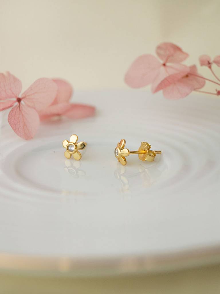 Mannash Cute Little Flower Gold Plated Sterling Silver Stud Earrings : MZYES645D1519