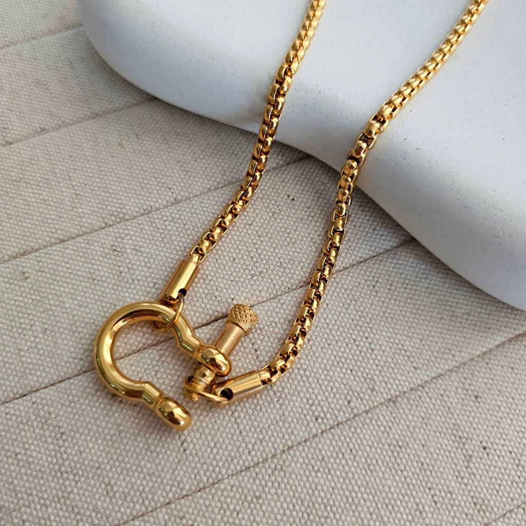 Mahi Round Chain Lock Necklace : TAA-9800587182358-NECKLACE