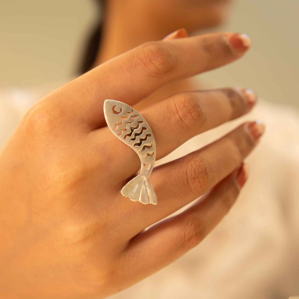 Mizoya Matsya Auspicious Timeless Ring : SR8525