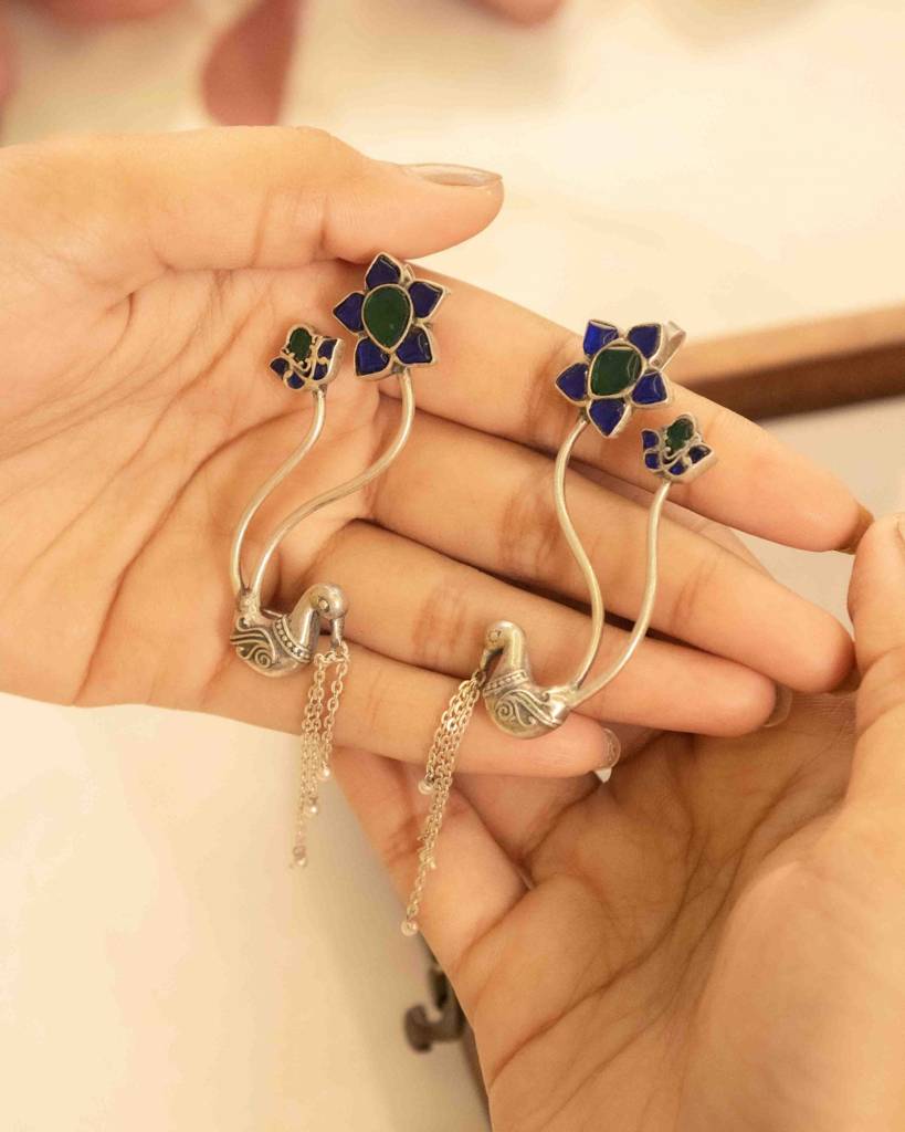 Moh Dancing Peacock Statement Earcuff : SE60625