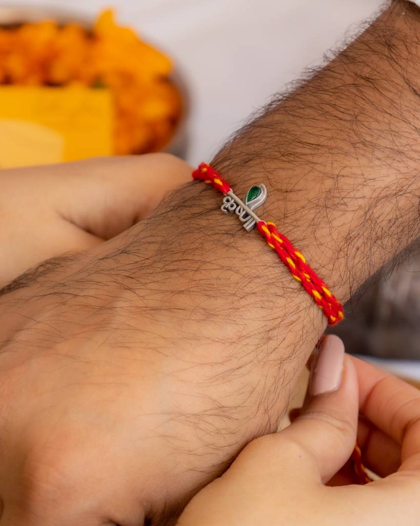 925 Sterling Silver Moh Auspicious Krishna Moli Rakhi For Kids, Men, And Women : SRK50174