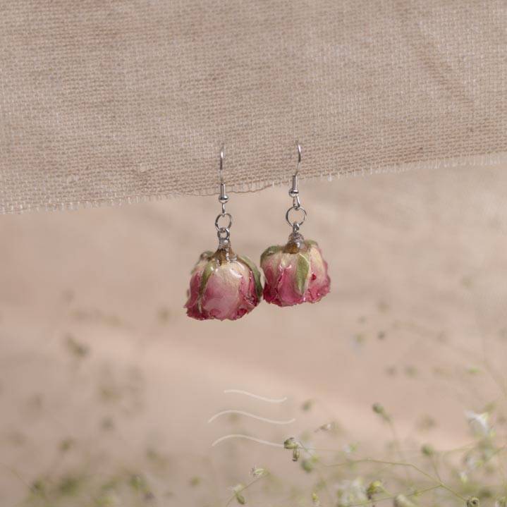 Mon Cherie Earrings : LA-BH-ME