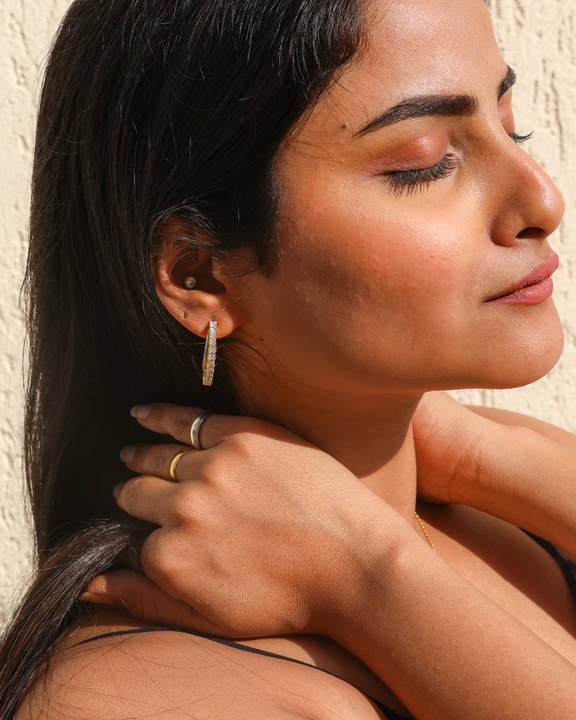 Moon Hoop Earring : moonhoopearring