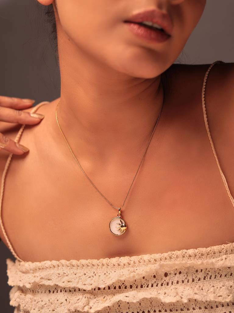 Rising Sun Pendant : MOK-N-396