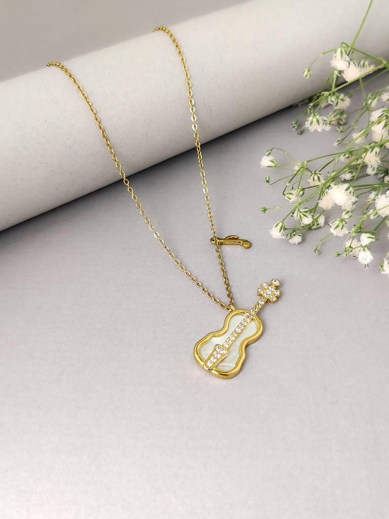 Violin Necklace : N-D-35-0