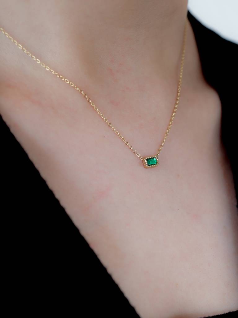 Elegance Emerald Necklace : N-EM-25-0