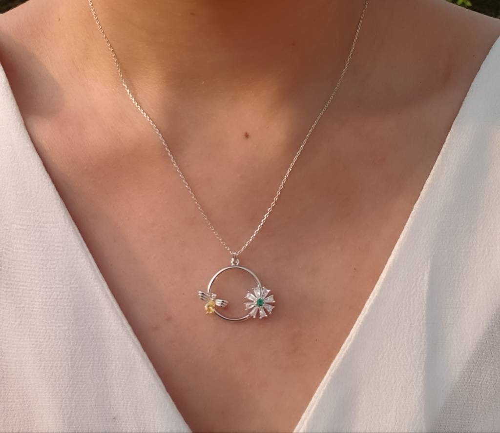 Bee And Flower Ring Necklace : N-FL-18-0