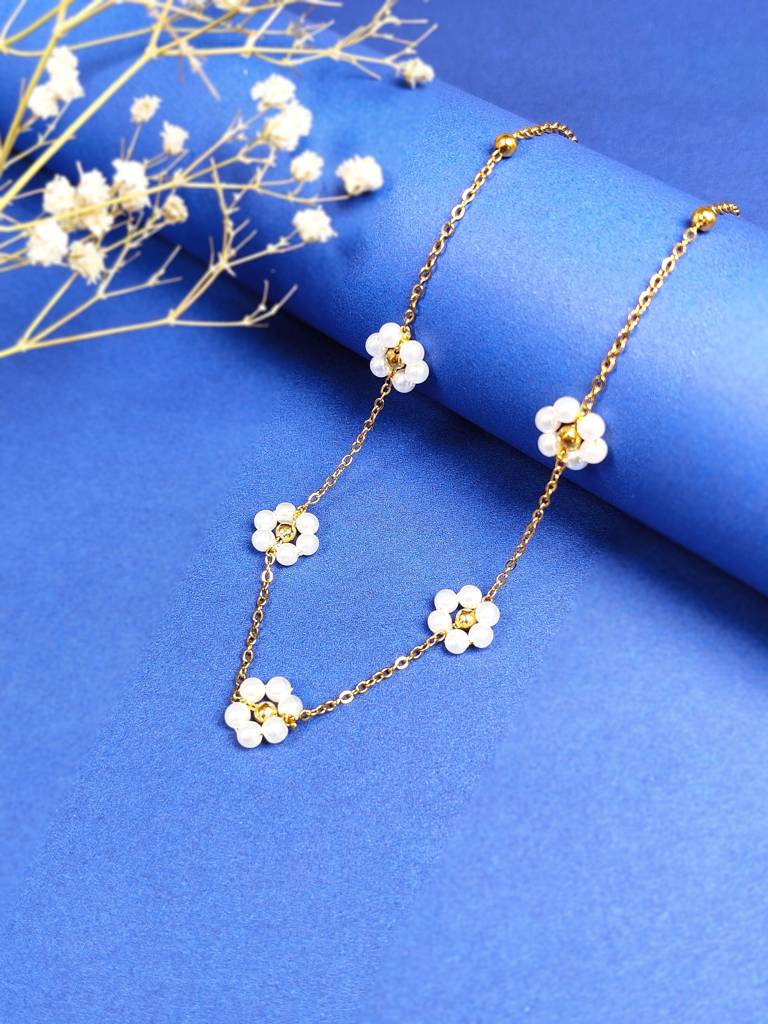 White Daisy Necklace : N-FL-25-0