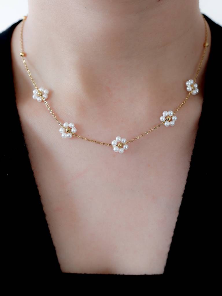 White Daisy Necklace : N-FL-25-0