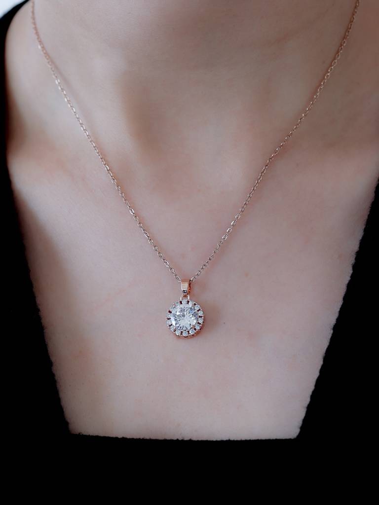 Solitaire Yovanna Necklace : N-SO-1-0