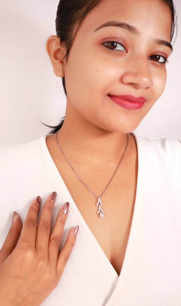 Silberry 925 Sterling Silver Trifecta Pendant With Link Chain : N2288
