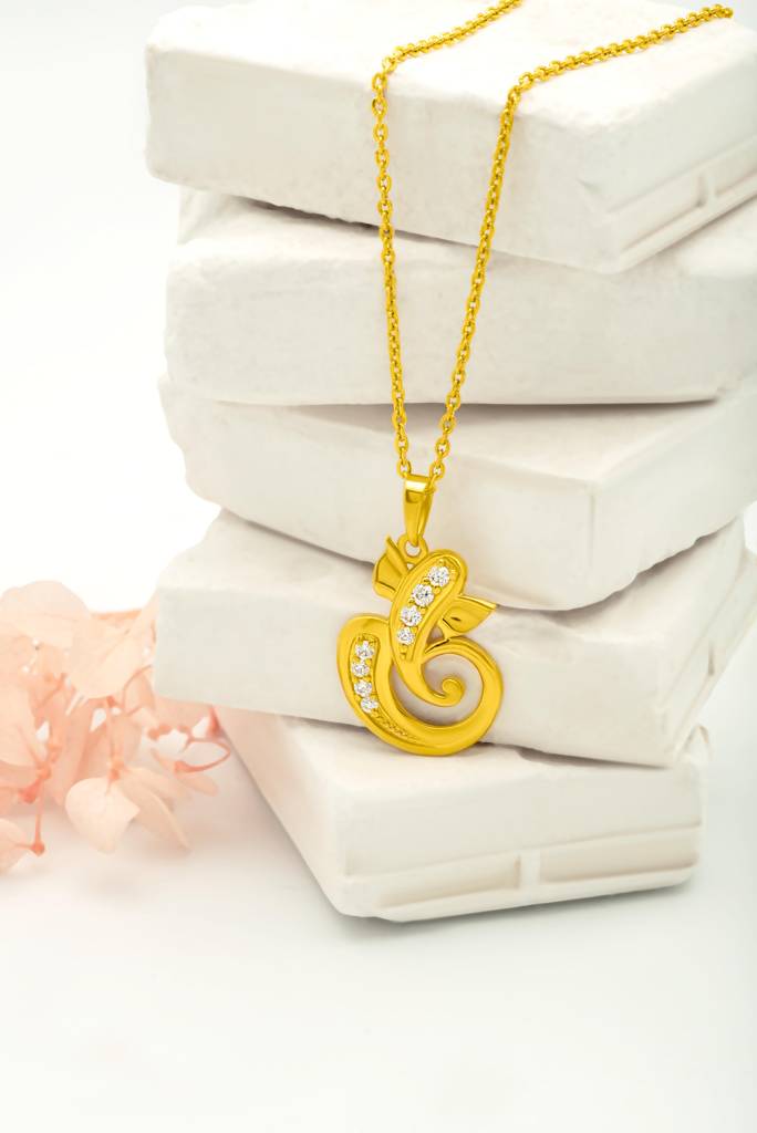 Silberry 925 Sterling Silver Ganesha Glow Pendant With Chain : N287