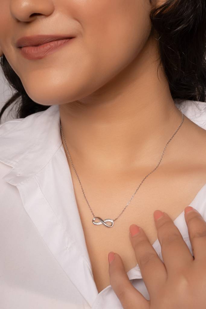 Silberry 925 Sterling Silver Infinity Glow Necklace : N3599