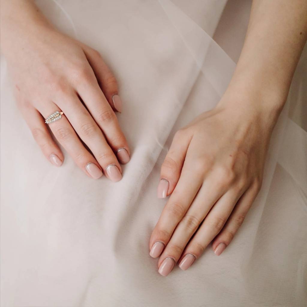 Flora  Classic Marquise-Shaped Lab Grown Diamond Ring : ND-RNG-14R-998-6