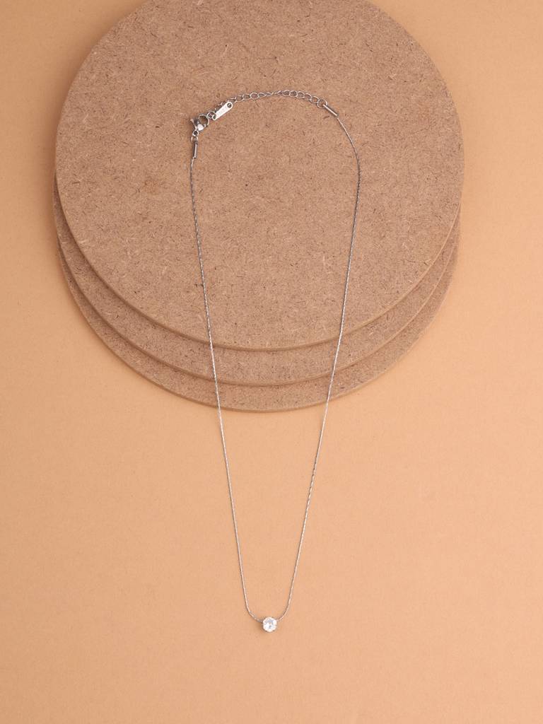 Classic Solitaire Necklace For Women - Waterproof & Anti-Tarnish : NK0279