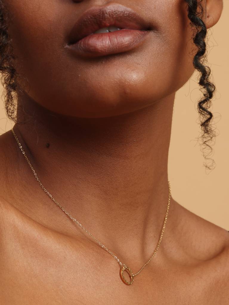 Women Gold-Toned 18K Gold Plated Gold-Plated Geometric Round Chain : NK235-11-G