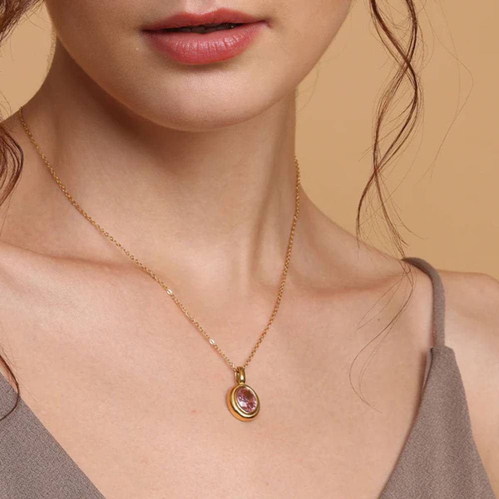 Pink Emerald Oval Pendant : NK257