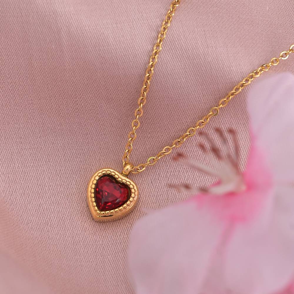 Red Emerald Heart Pendant Necklace : NK269