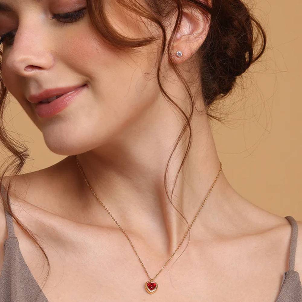 Red Emerald Heart Pendant Necklace : NK269