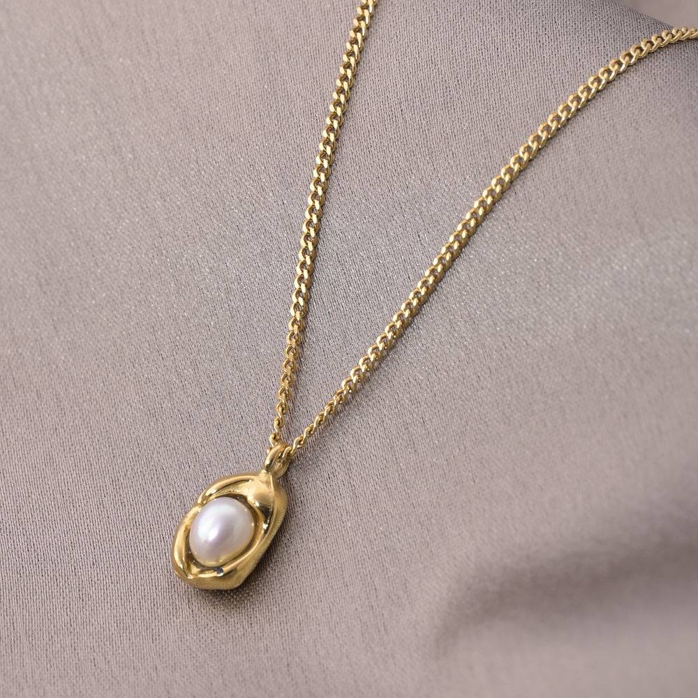 Pearl Serenade Necklace : NK368