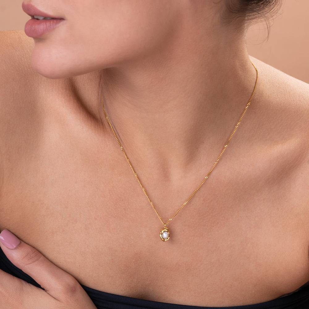 Pearl Serenade Necklace : NK368