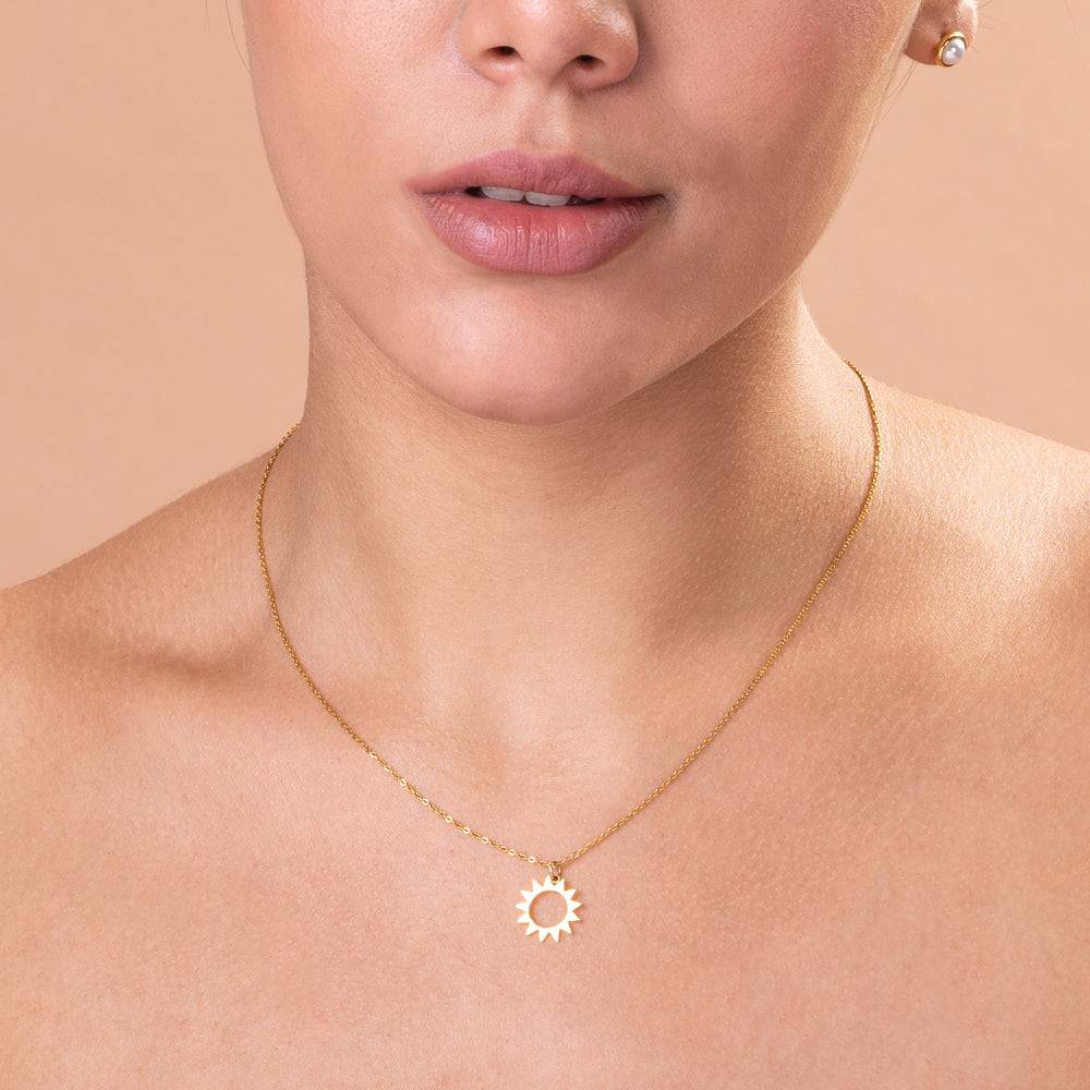 Womens Gold Sun Pendant Necklace : NK389