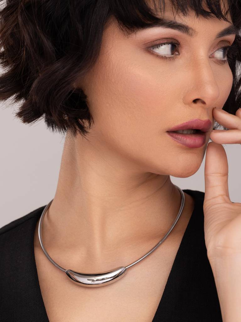 Crescent Arc Necklace : NK472-S