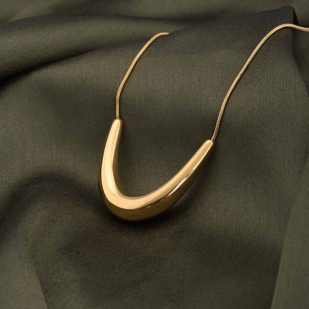 Golden Boomerang Necklace For Womens Waterproof & Anti-Tarnish : NK479