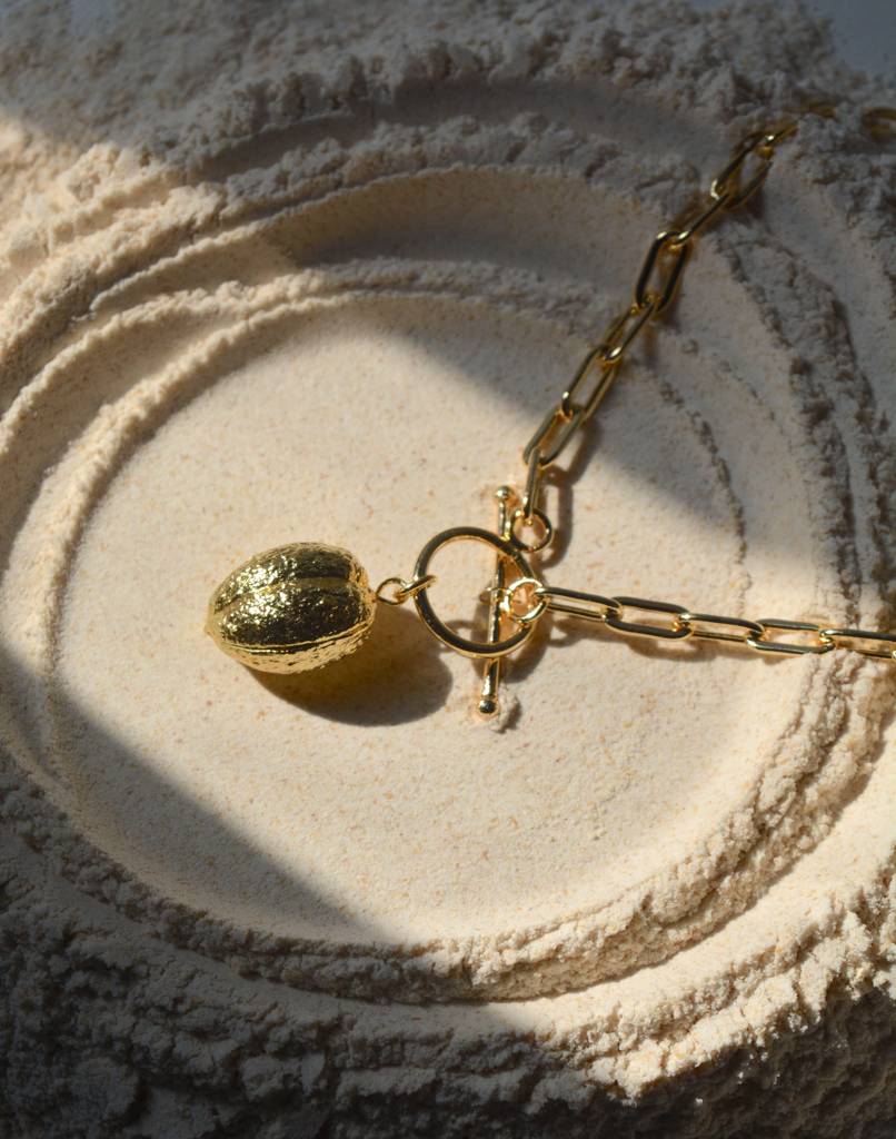 Bubble Bush Neckpiece : BubbleBushNeckpiece