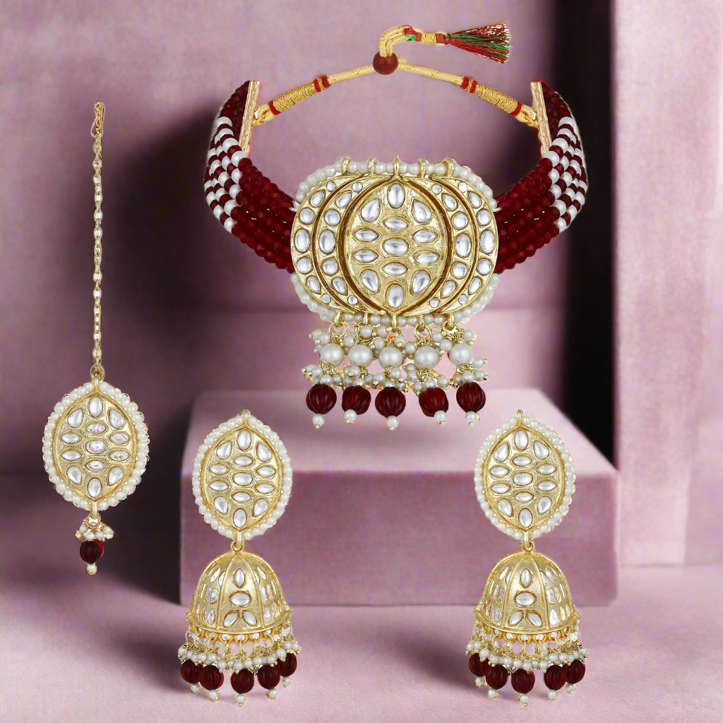 Gold-Plated Kundan-Studded & Beaded Maroon Necklace & Earrings Set With Maangtikka : NL-JS25-40459