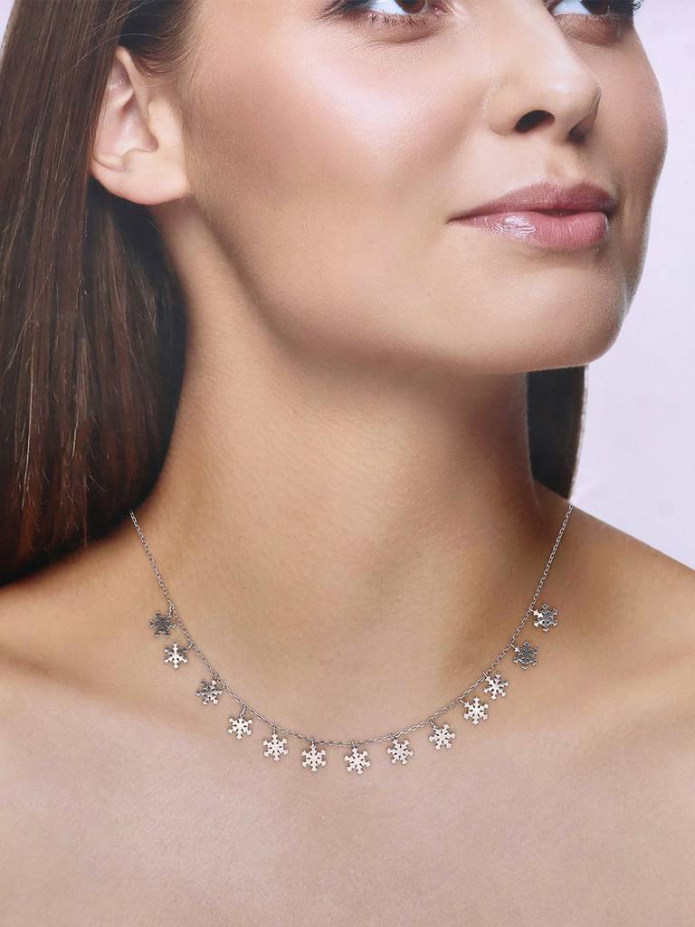 Sterling Silver Strand Of Snowflakes Casual Necklace : NLCS175-S-NA