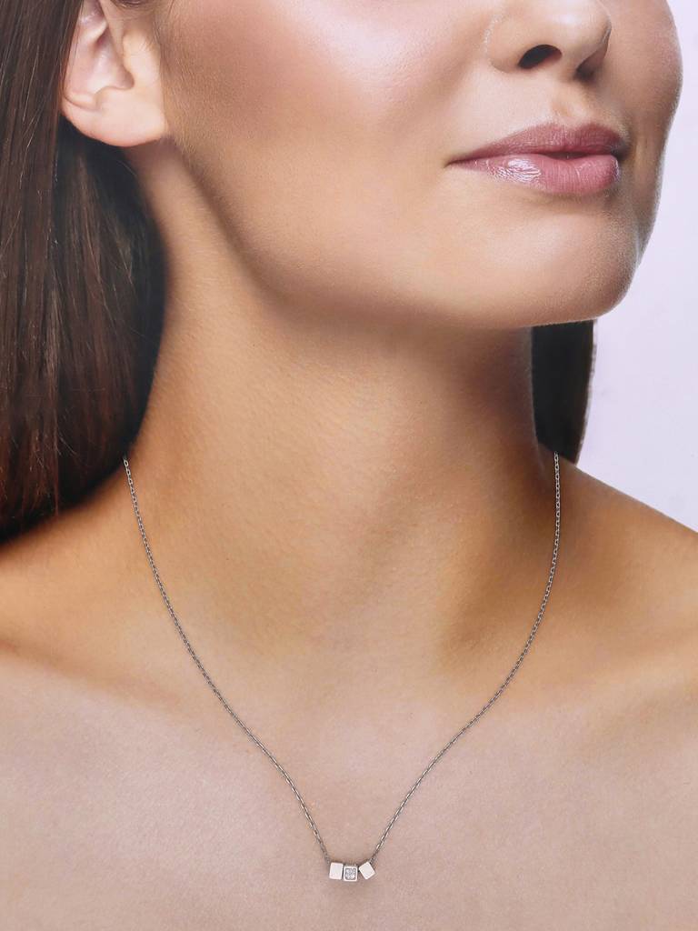 Sterling Silver Tri Cube Casual Chain Necklace : NLCS202-S-NA