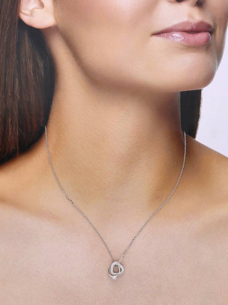Sterling Silver A Hearty Circle Of Love Casual Chain Necklace : NLCS472-S-NA