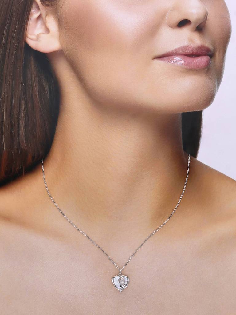 Sterling Silver A Hearty Rose Of Love Casual Chain Necklace : NLCS474-S-NA