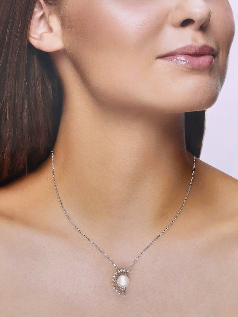 Sterling Silver The Lovely Zircon & Pearl Casual Necklace : NLCS493-S-NA