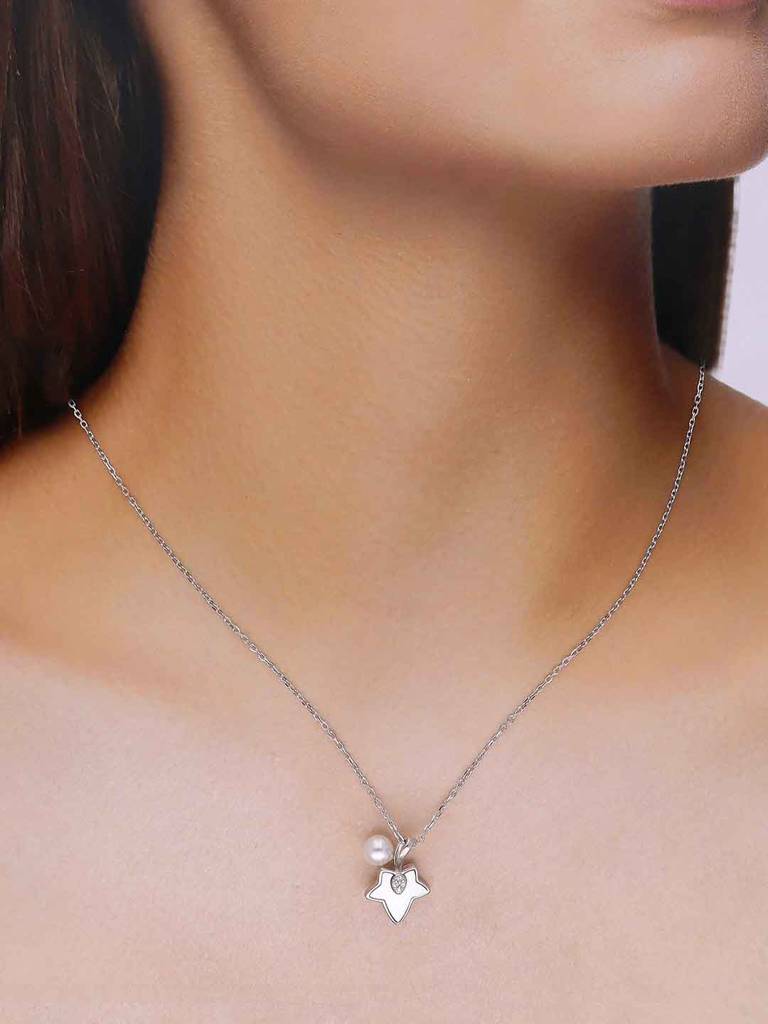 Sterling Silver Maple Leaf & Pearl Drop Necklace : NLCS505-S-NA