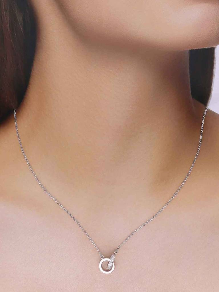 Sterling Silver Entwined Circles Necklace : NLCS508-S-NA