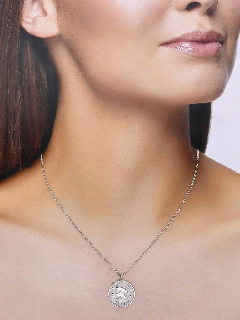 Sterling Silver Minimalistic Pisces Zodiac Engraved Disc Chain Necklace : NLCS94-S-NA