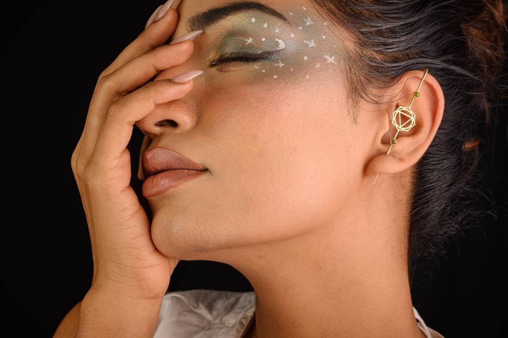 Solarplexus Chakra Ear Pin : TJCsolarplexusep