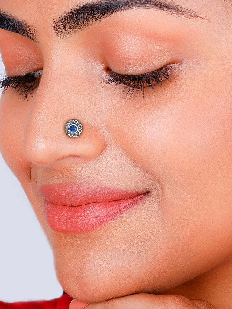 GIVA 925 Sterling Silver Oxidised Silver Blue Love Nose Pin