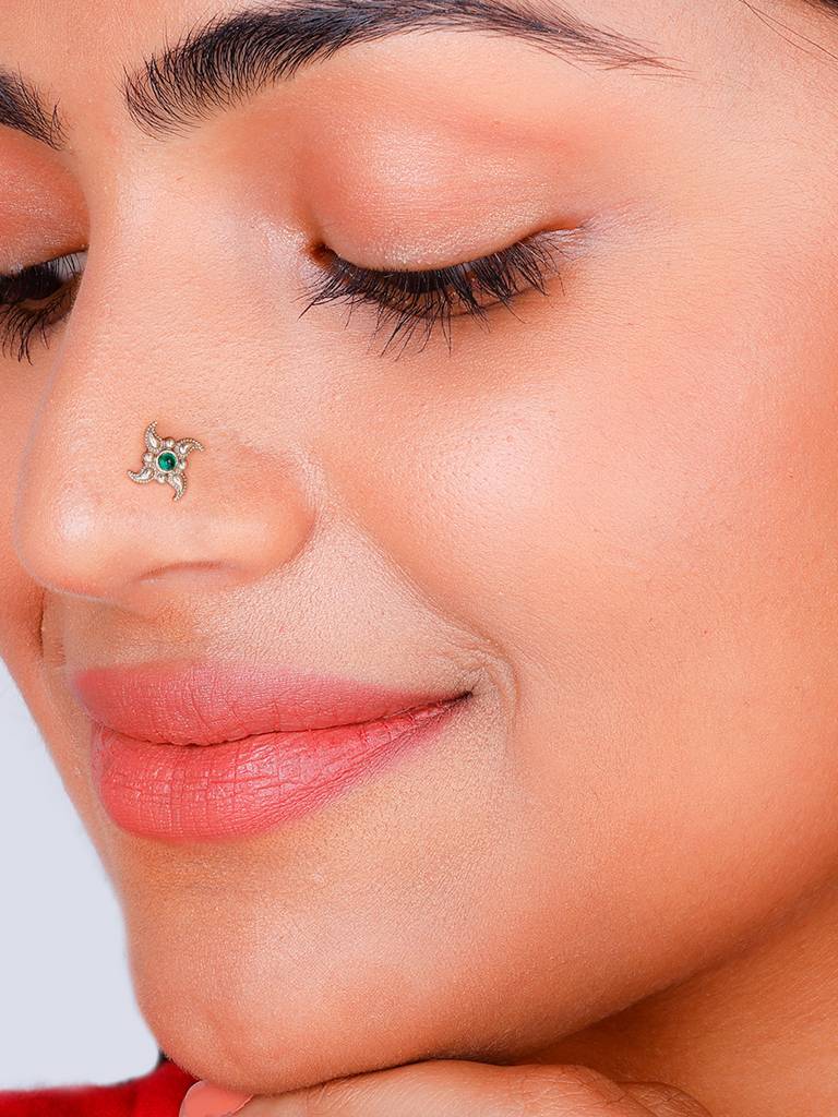 GIVA 925 Sterling Silver Oxidised Silver Floral Green Nose Pin