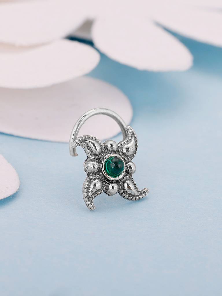 GIVA 925 Sterling Silver Oxidised Silver Floral Green Nose Pin